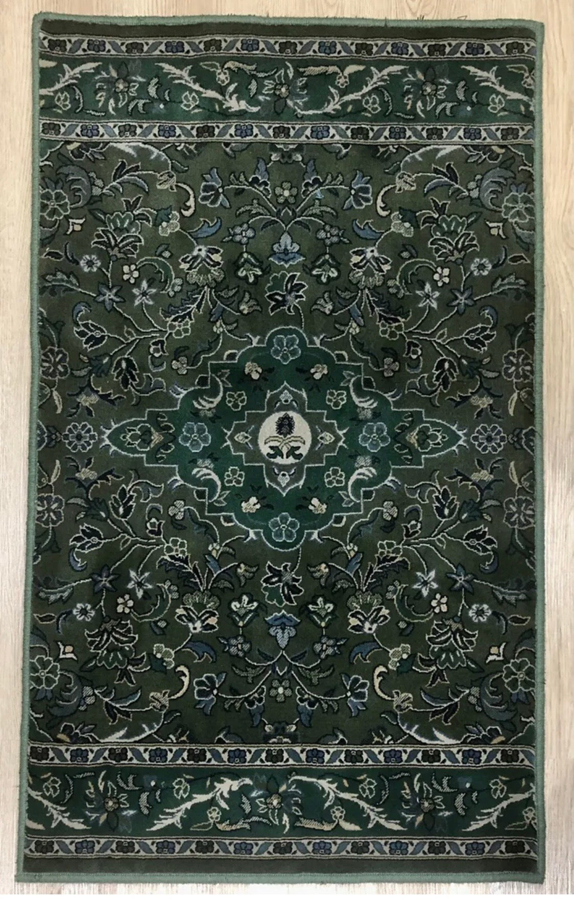 Carpet Used In Masjid An Nabawi - Madinah – Haramain Antiques