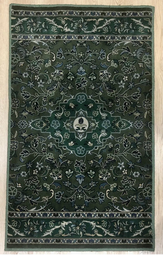 Carpet Used In Masjid An Nabawi - Madinah