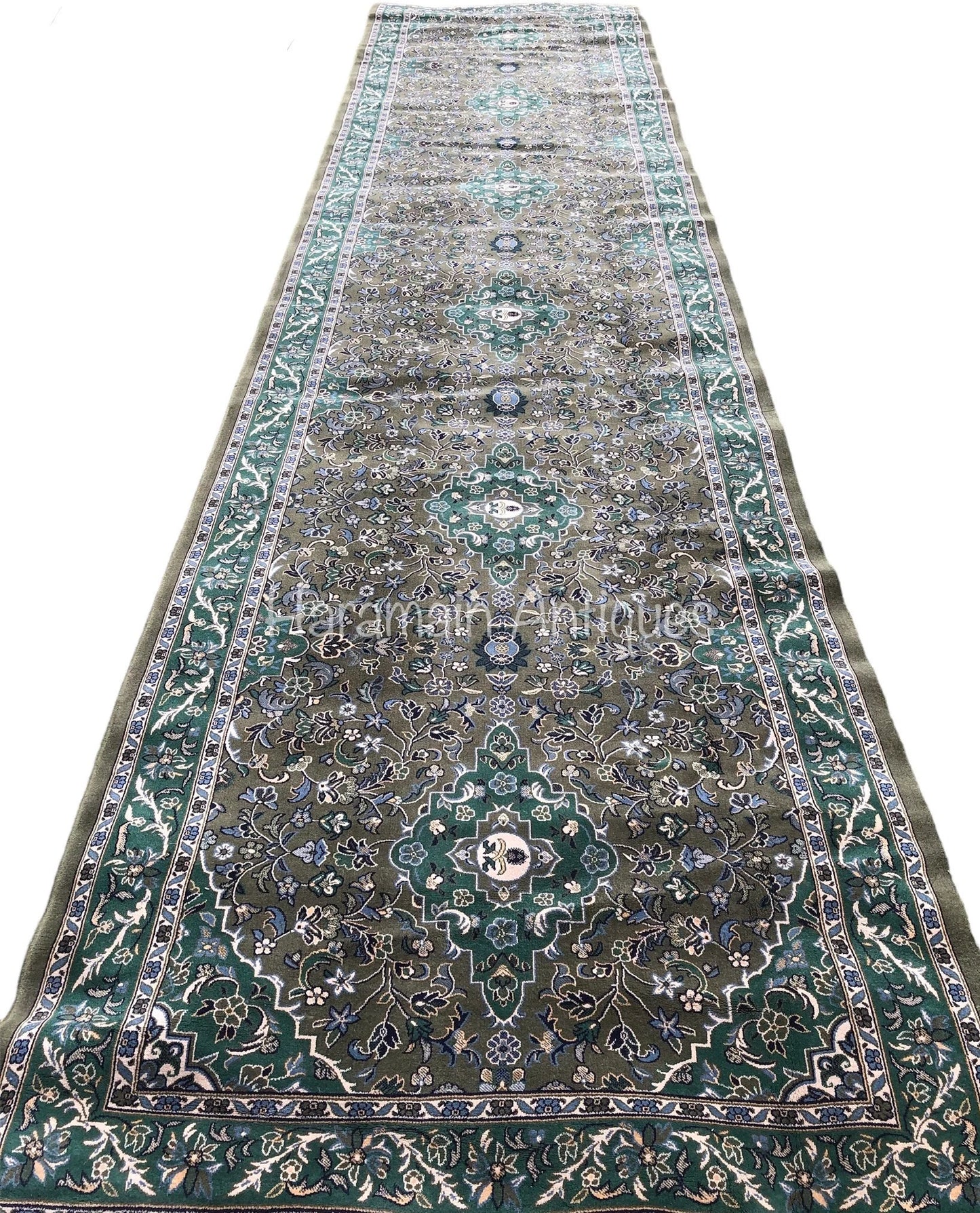 Carpet Used In Masjid An Nabawi - Madinah